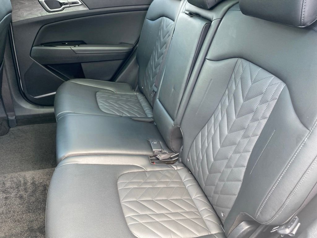 Certified Used 2024 White Pearl Kia X-Line image 16