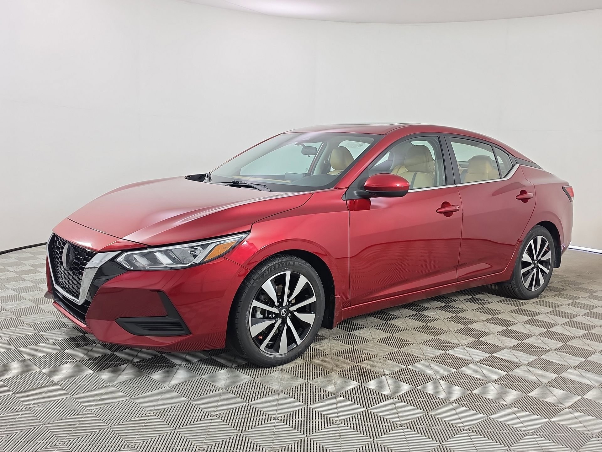 Used 2022 Red Nissan SV image 3