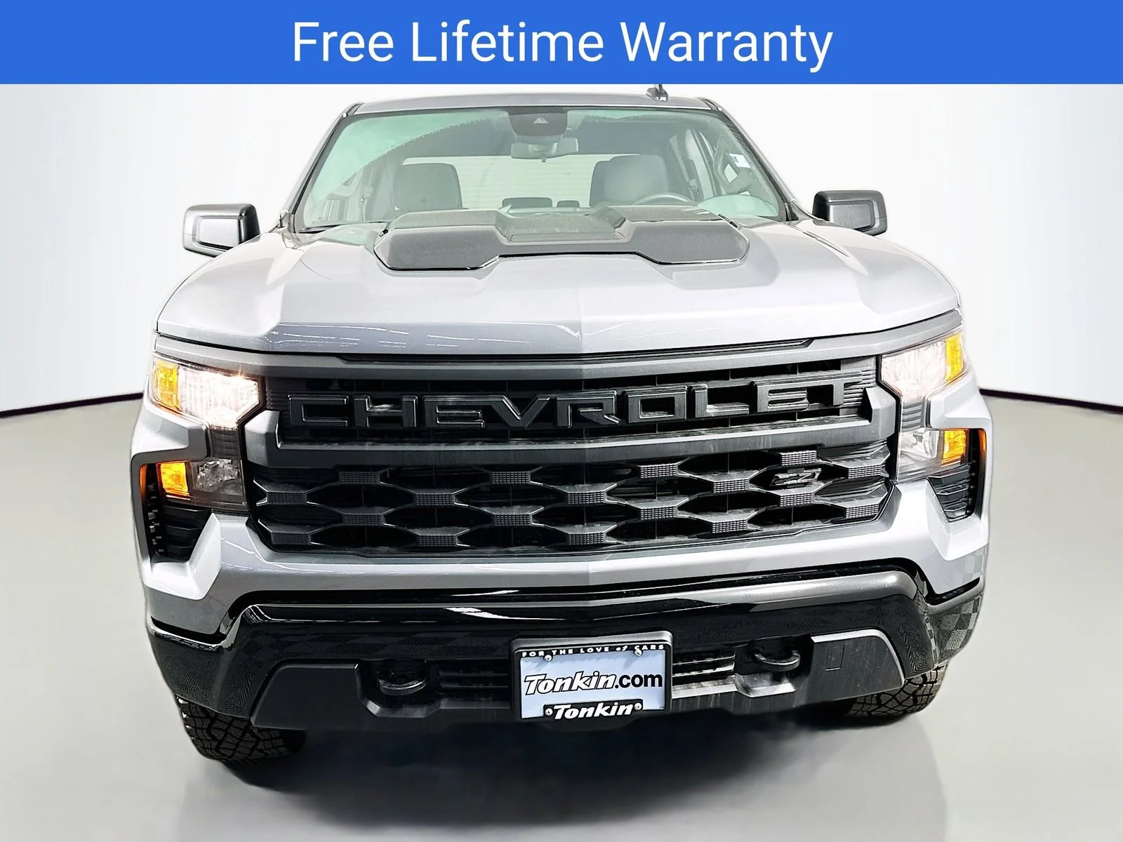 New 2026 Sterling Gray Metallic Chevrolet Custom Trail Boss image 2