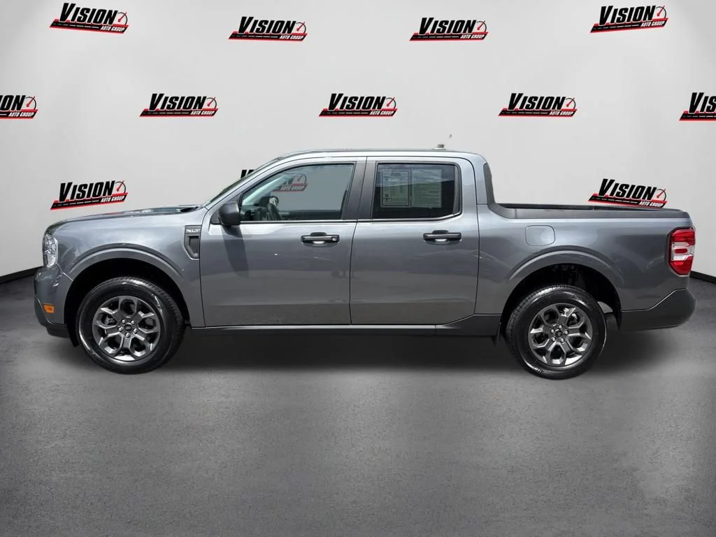 Used 2024 Gray Ford XLT image 8