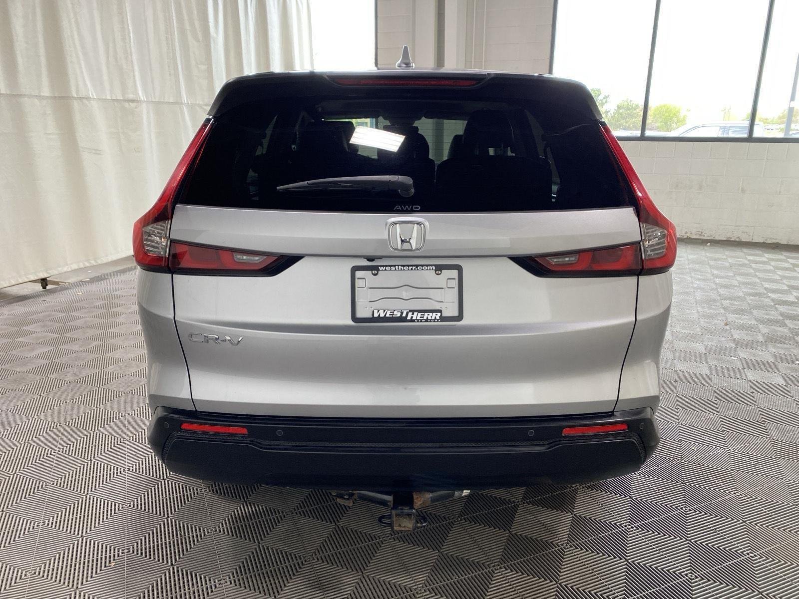 Used 2023 Lunar Silver Metallic Honda EX-L image 6