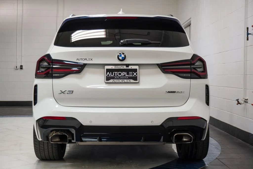 Used 2022 White BMW xDrive30i image 39