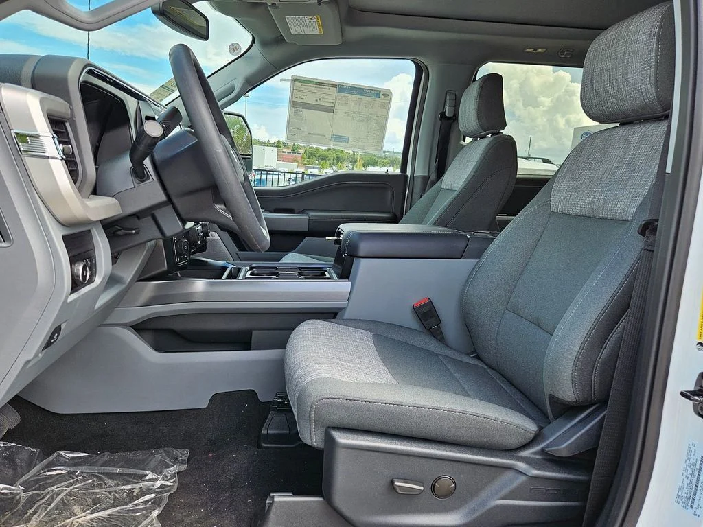 2026 Ford F-250 Super Duty XLT - Photo 10