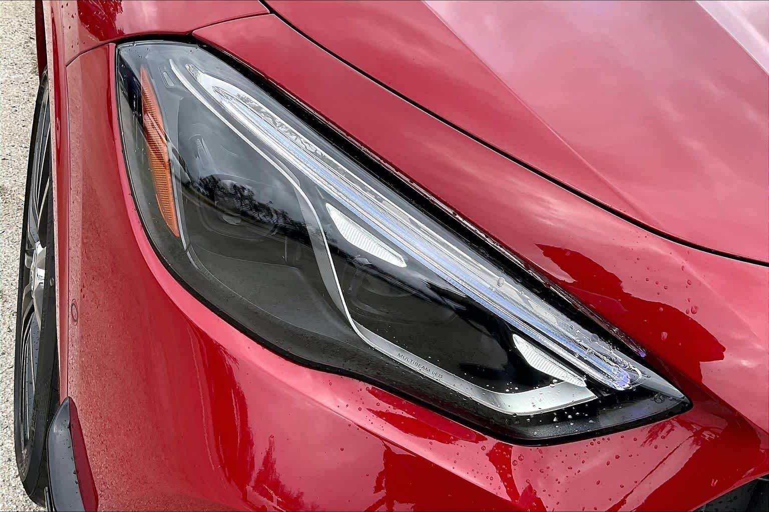 New 2026 MANUFAKTUR Patagonia Red Metallic Mercedes-Benz AMG® GLA 35 4MATIC® SUV image 14