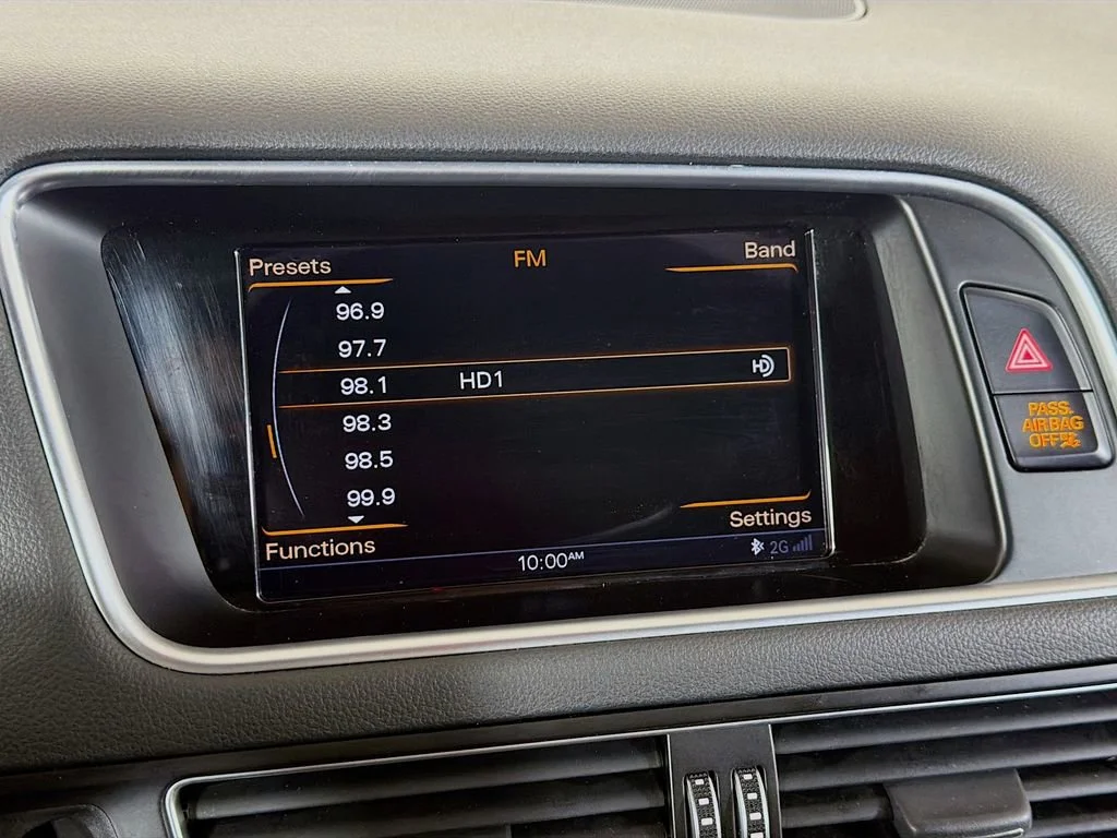 Used 2016  Audi Premium Plus image 16