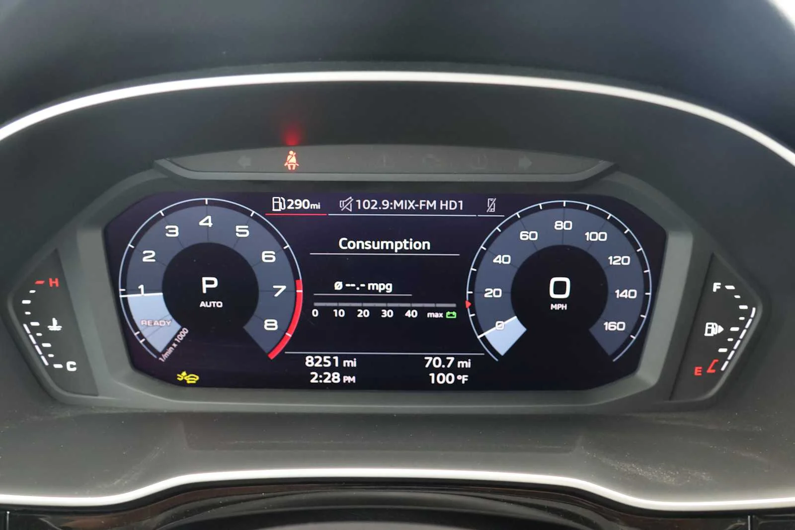 Used 2025 GLACIER WHITE Audi S line Premium Plus image 14