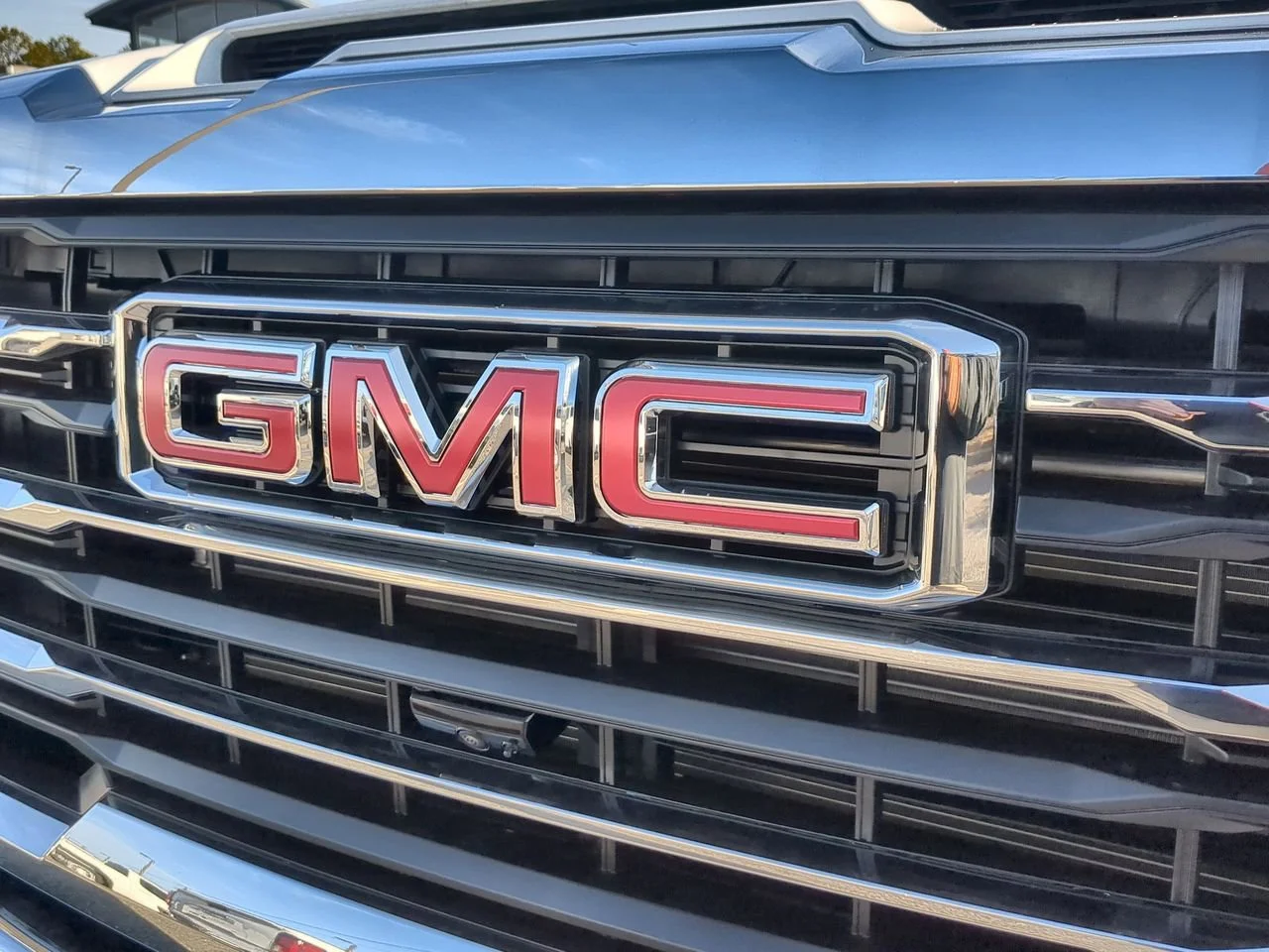 New 2026 Summit White GMC SLT image 32