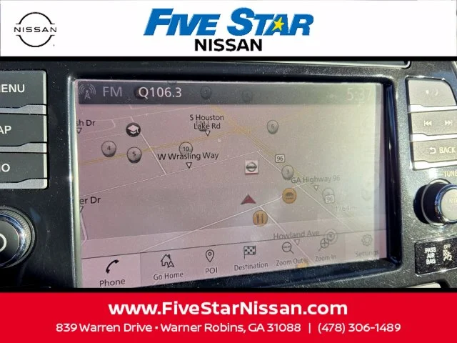 Used 2021 Black Nissan Platinum image 21