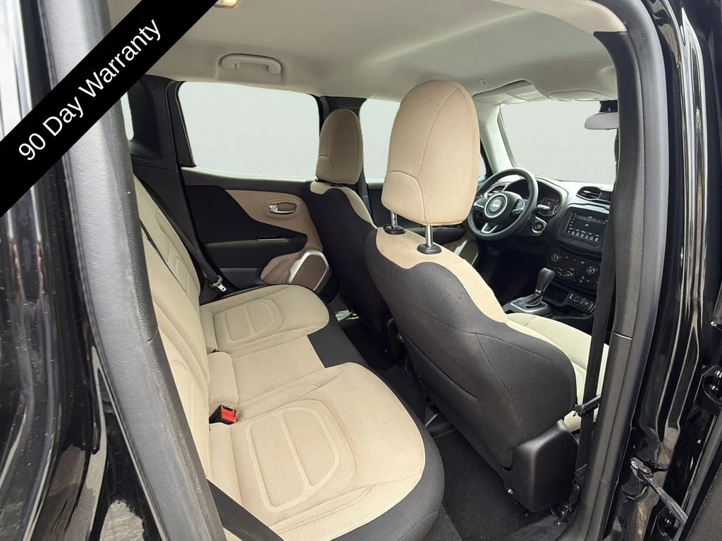 Used 2018 Black Jeep Latitude image 15