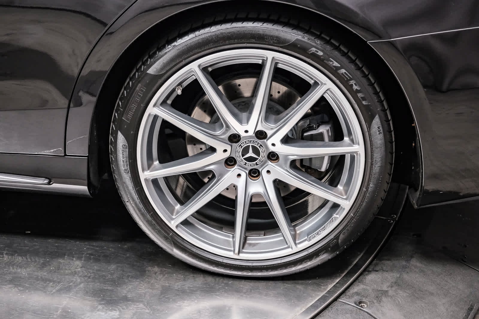 Used 2018 designo Mocha Black Metallic Mercedes-Benz S 560 image 7