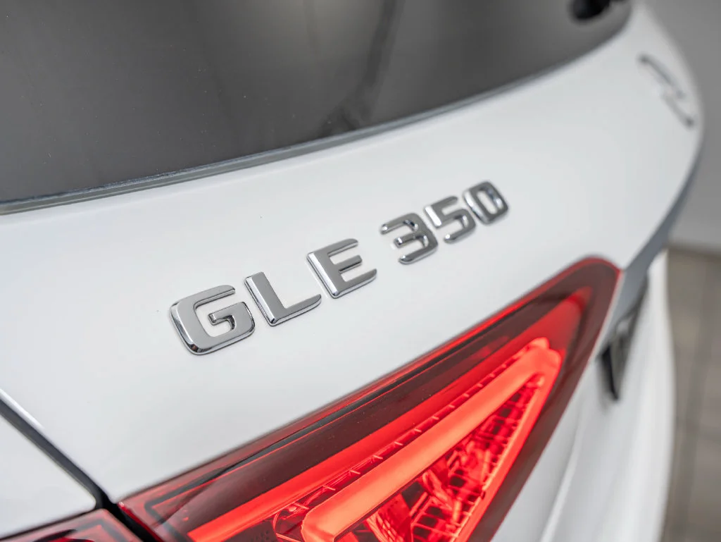 Used 2020 Polar White Mercedes-Benz GLE 350 image 16
