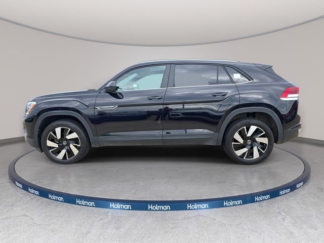 Used 2025 Black Volkswagen 2.0T SE w/Technology image 9