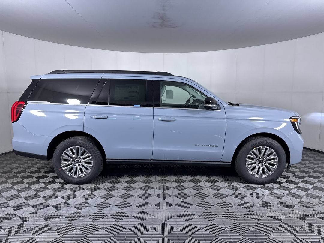 New 2027 Glacier Gray Metallic Tri-Coat Ford Platinum image 10