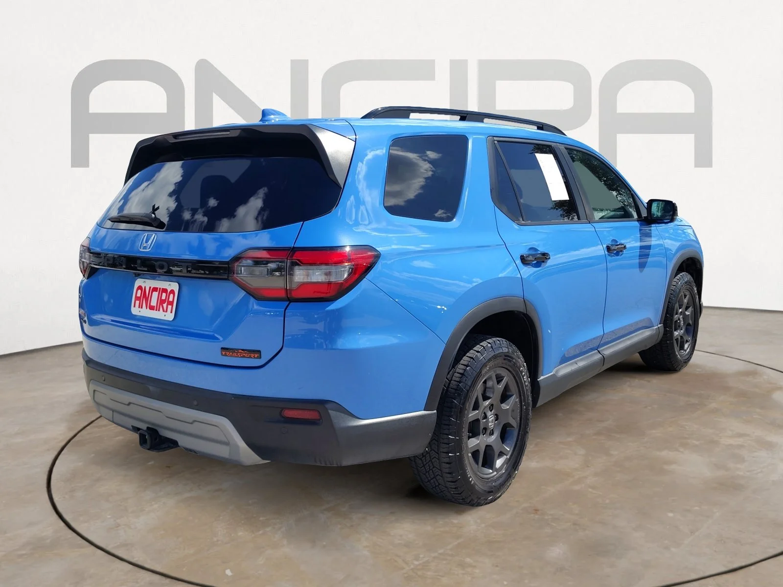 Used 2024 Diffused Sky Pearl Honda TrailSport image 11