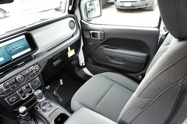 New 2026 Bright White Clear-Coat Exterior Paint Jeep Sport image 26