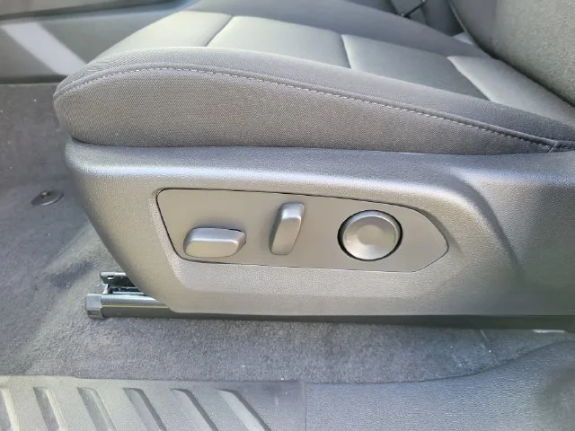 2026 Chevrolet Colorado Work Truck - Photo 21