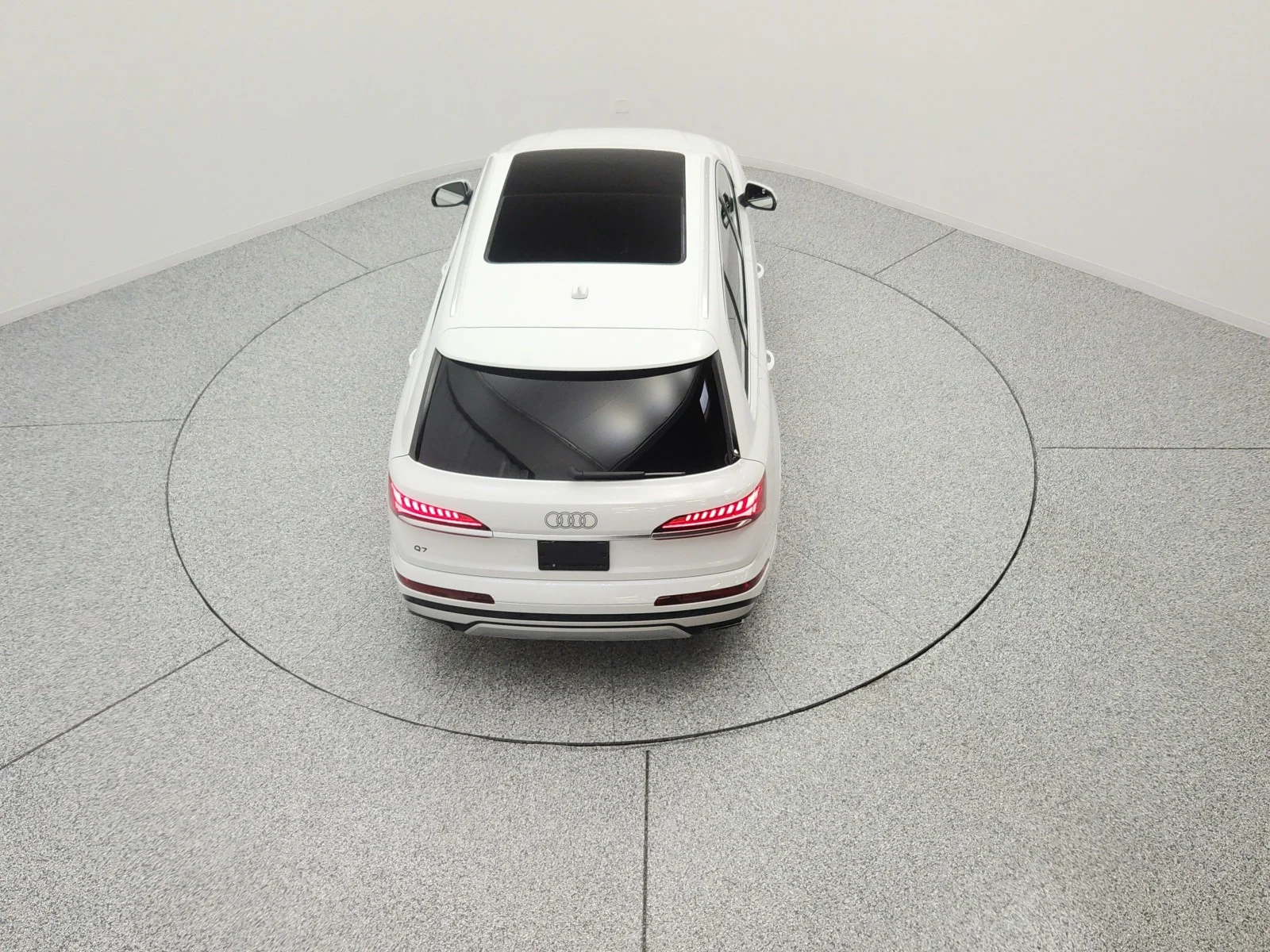 Used 2025 Carrara White Audi Premium Plus 55 TFSI quattro image 14