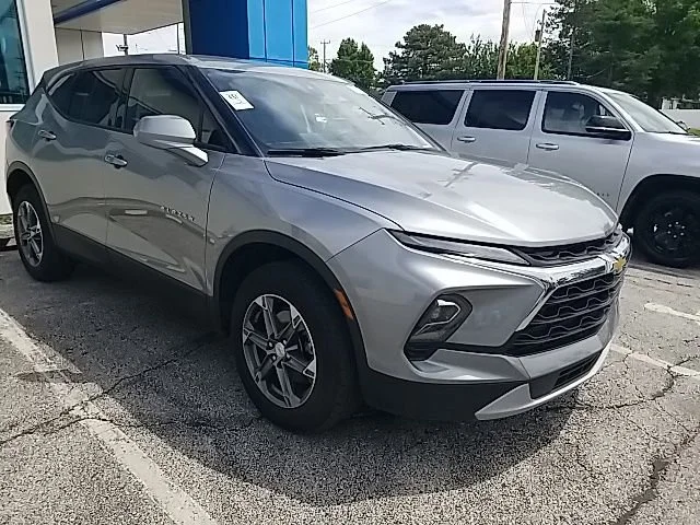 2025 Chevrolet Blazer 2.0T 2LT FWD's photo