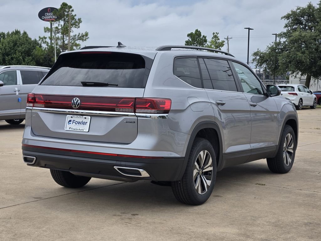 2026 Volkswagen Atlas SE - Photo 4