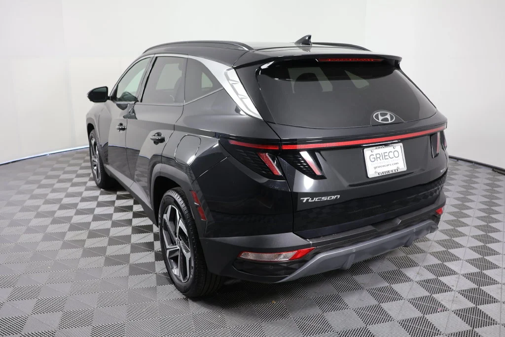 Used 2024 Black Pearl Hyundai Limited image 6