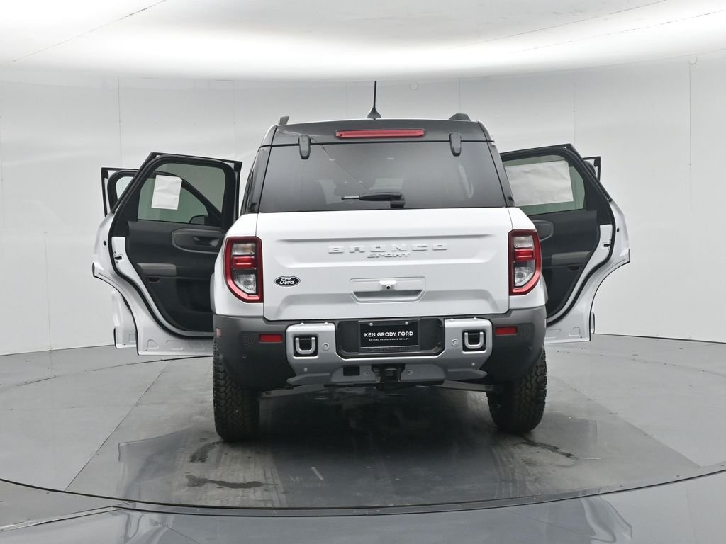New 2026 Oxford White Ford Badlands image 34