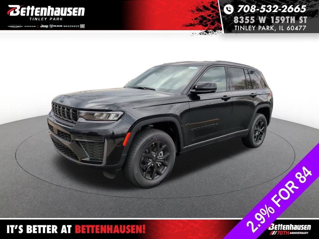 New 2026 Diamond Black Crystal Pearl-Coat Exterior Paint Jeep Altitude image 18