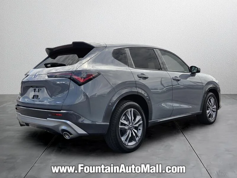 Used 2025 Urban Gray Metallic Acura AWD image 4