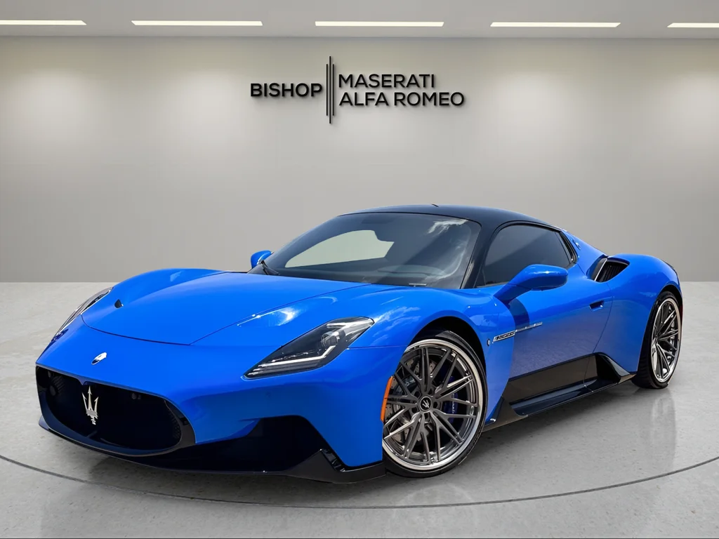 Used 2022 Blue Maserati Base image 3