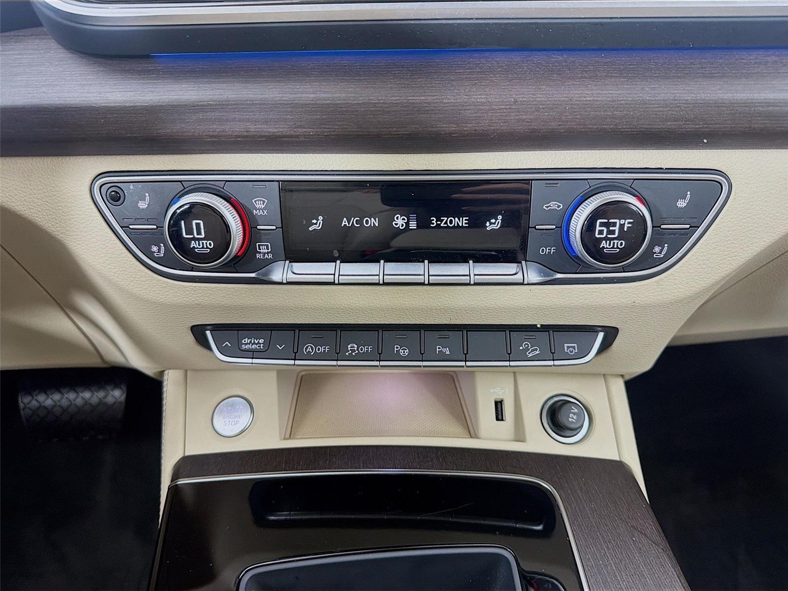 Used 2022  AUDI  image 19