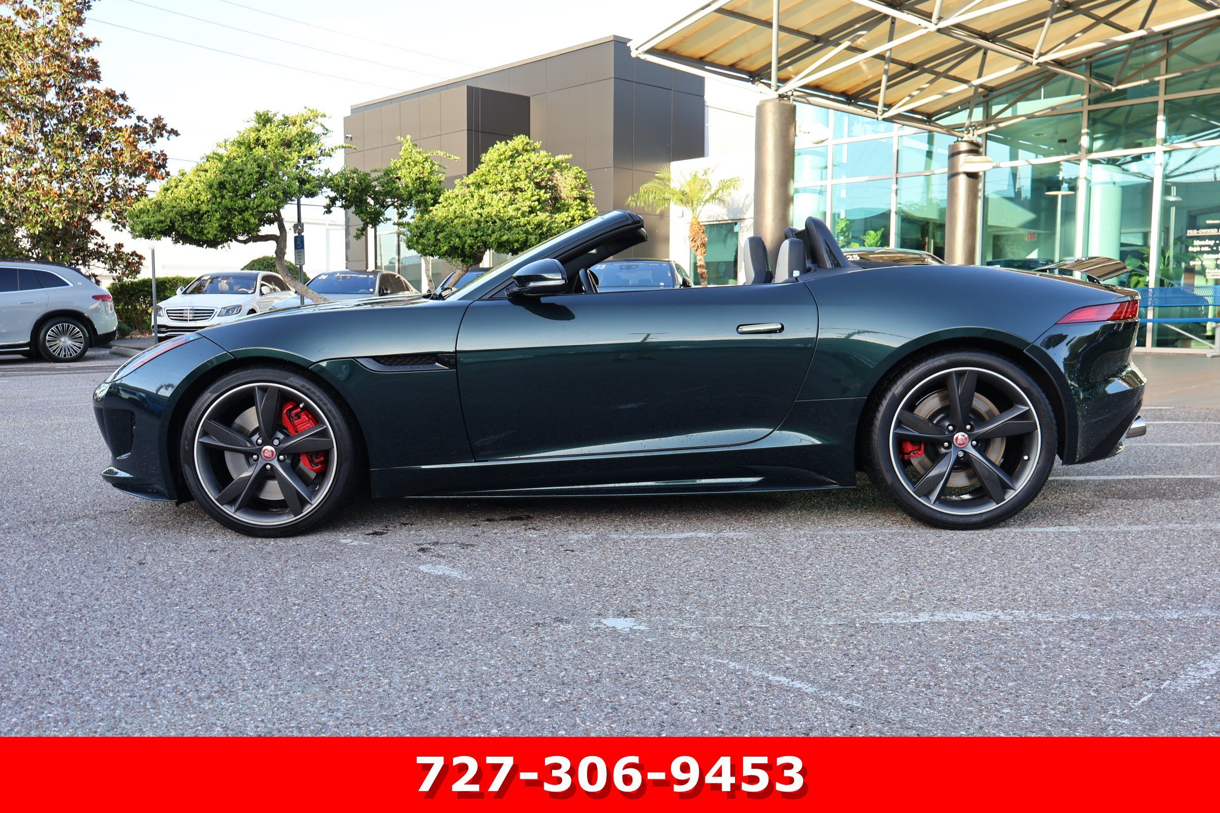 Used 2016 British Racing Green Metallic Jaguar R image 7