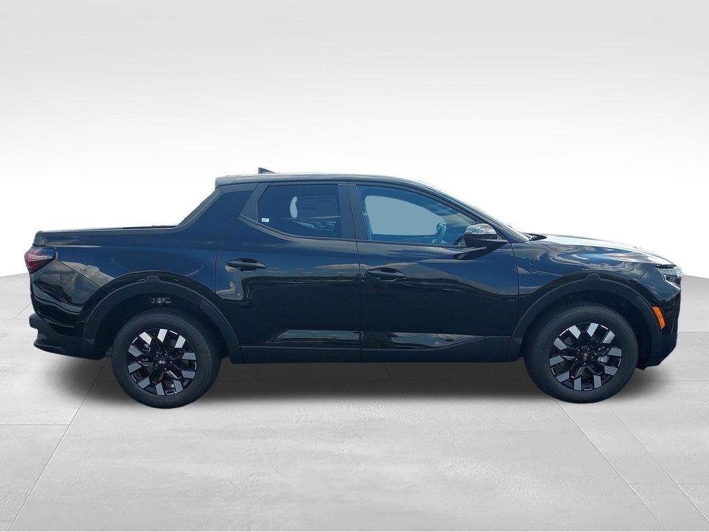 New 2027 Black Hyundai SE AWD image 6