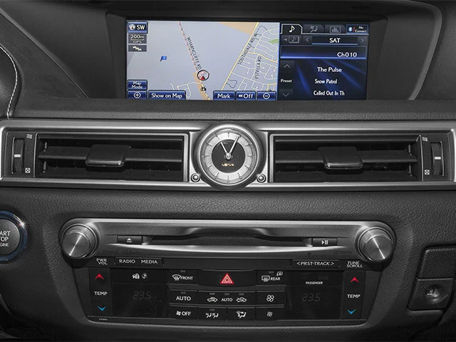 Used 2014 Liquid Platinum Lexus 350 image 9