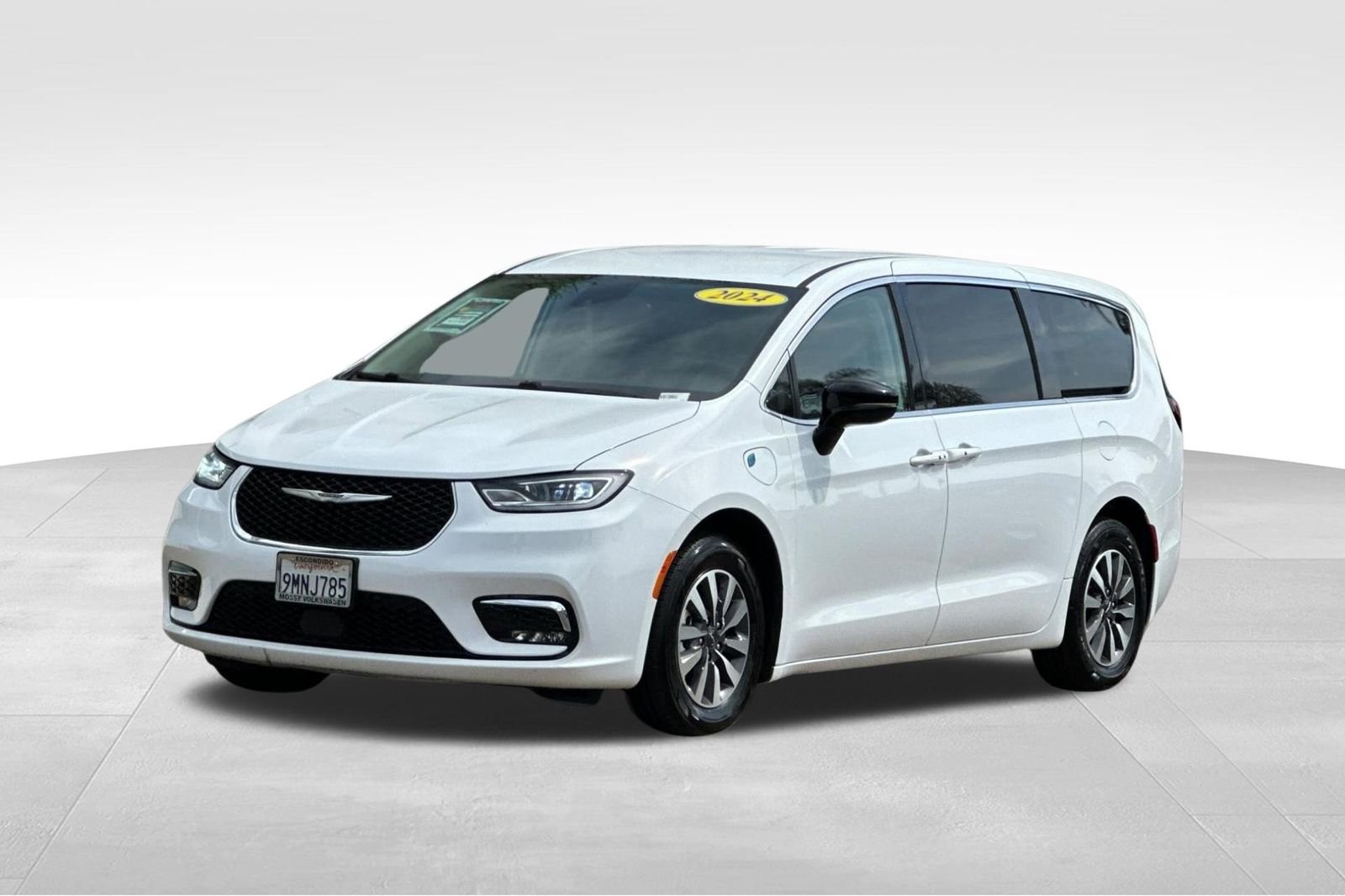2024 Chrysler Pacifica PHEV Select