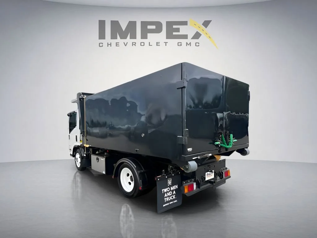 Used 2024 Arc White Chevrolet 1WT image 3
