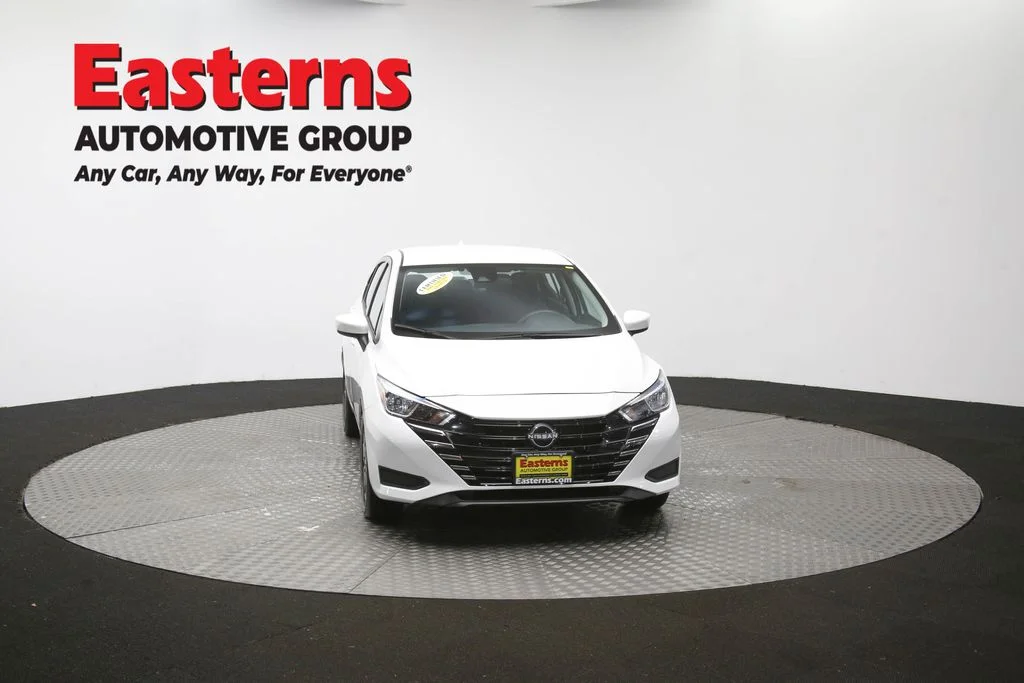 Used 2024 White Nissan 1.6 SV image 50