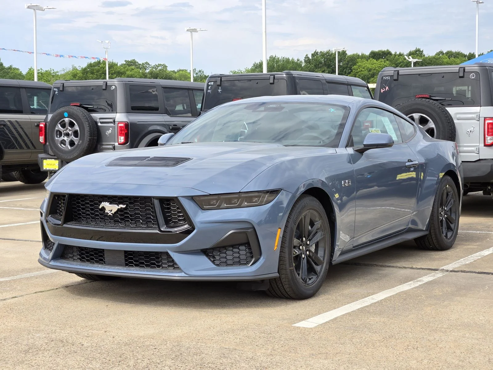 New 2026 Vapor Blue Metallic Ford GT Fastback image 2