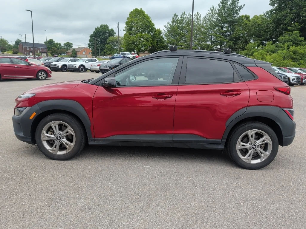 Used 2023 Pulse Red w/Black Roof Hyundai SEL image 7