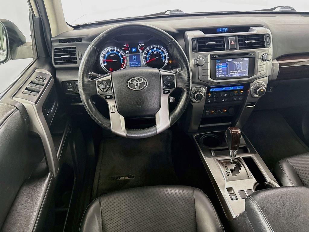 Used 2014 Classic Silver Metallic Toyota Limited image 22