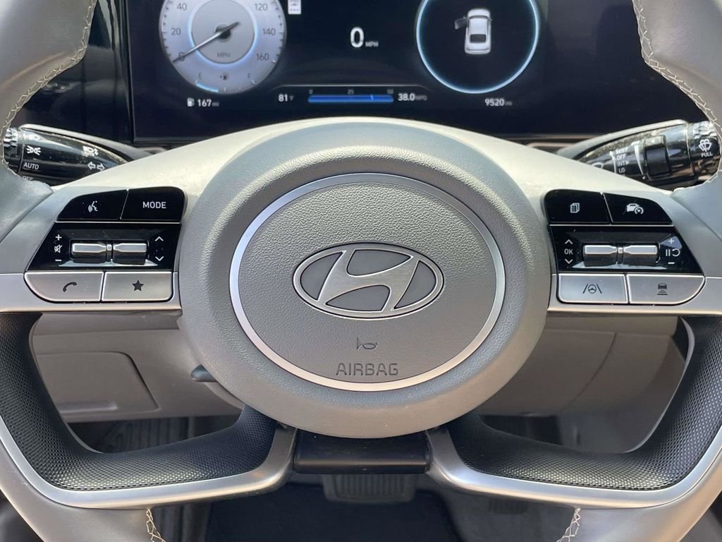 Used 2025 Red Hyundai SEL Convenience image 24