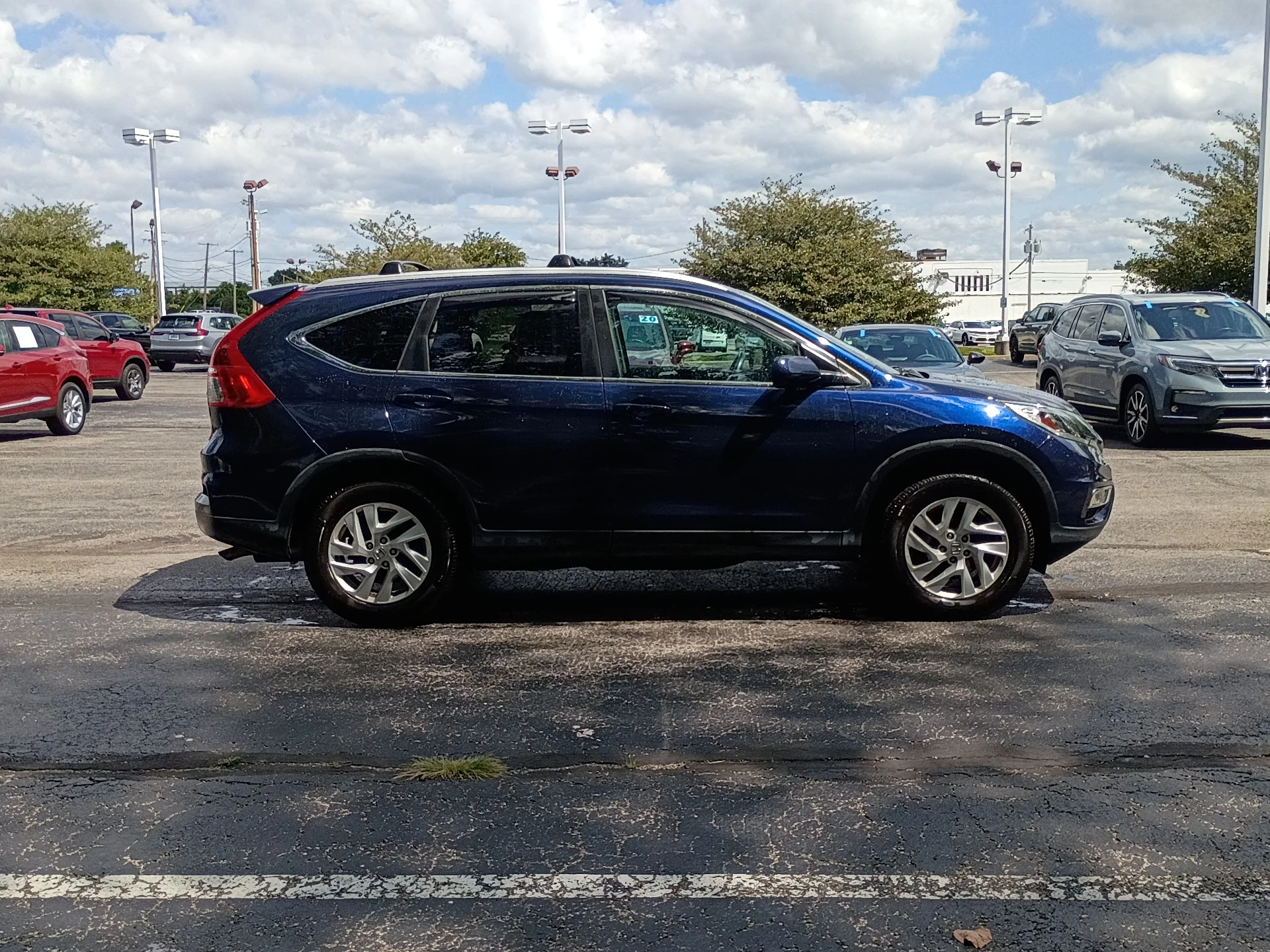 Certified Used 2016 BLUE Honda EX-L image 2
