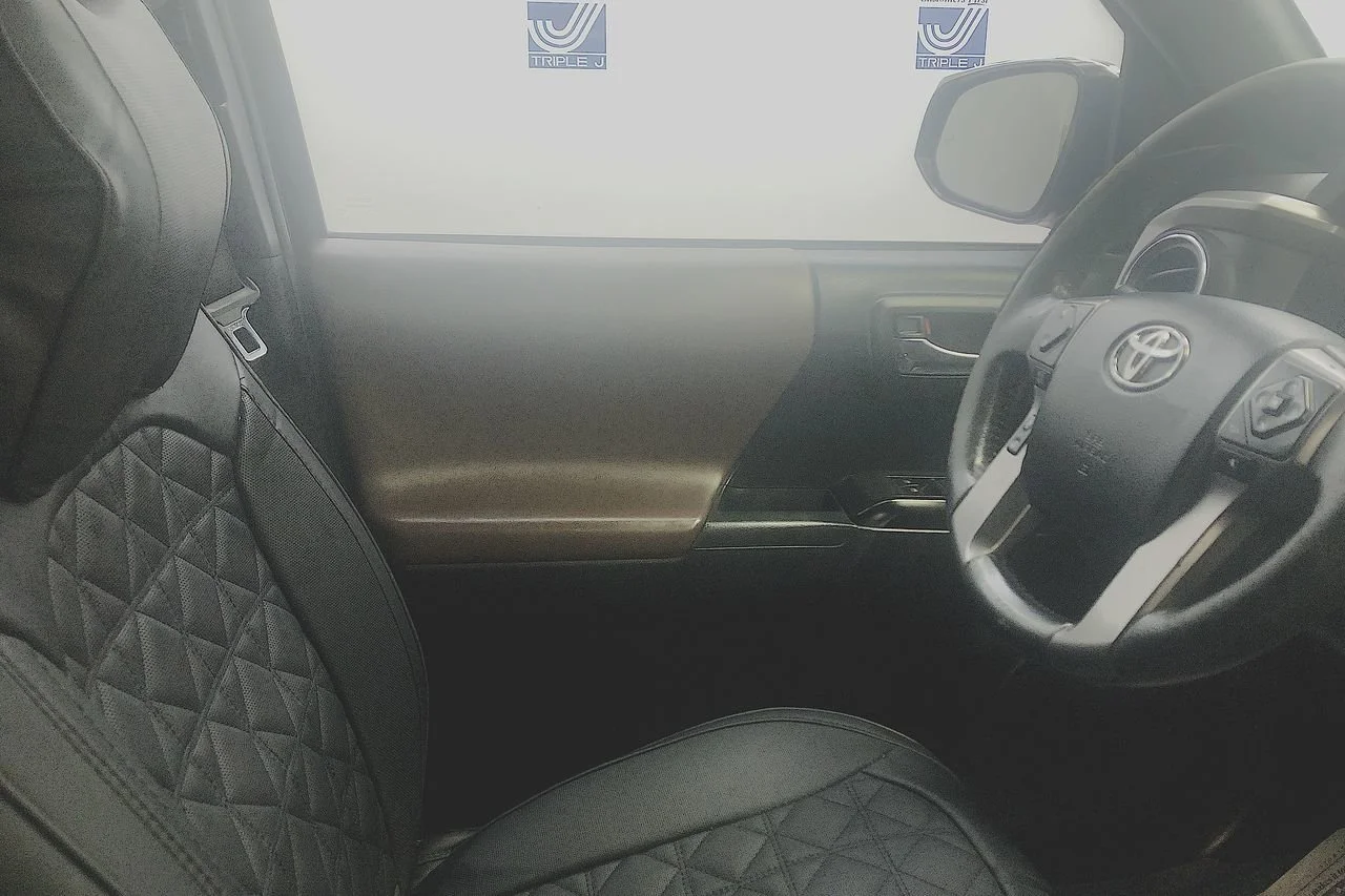 Used 2016 Black Toyota Limited image 16