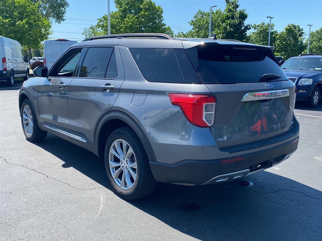 Used 2023 Carbonized Gray Ford XLT image 9