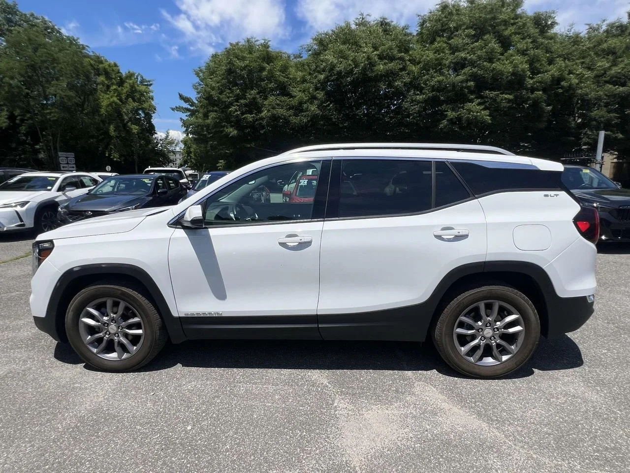 2022 GMC Terrain SLT - Photo 5