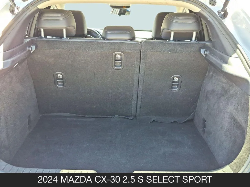 Used 2024 White Mazda 2.5 S Select Sport image 23