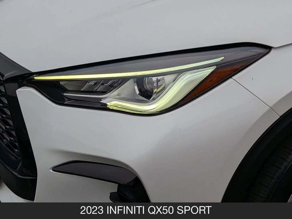 Used 2023 White INFINITI SPORT image 10