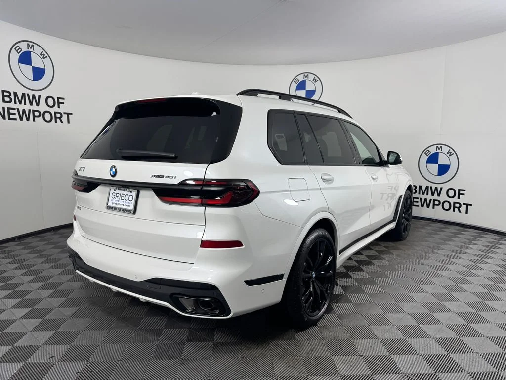New 2027 Mineral White Metallic BMW xDrive40i image 6