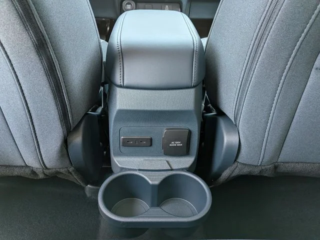 New 2026 Azure Gray Metallic Tri-Coat Ford XLT image 13