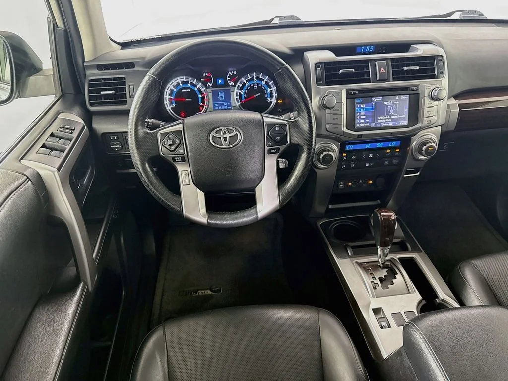 Used 2014 Classic Silver Metallic Toyota Limited image 22
