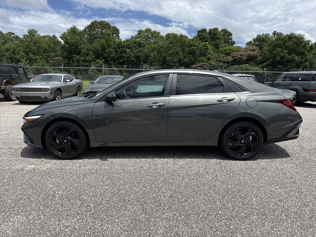 New 2026 Amazon Gray Hyundai SEL Sport Premium image 6