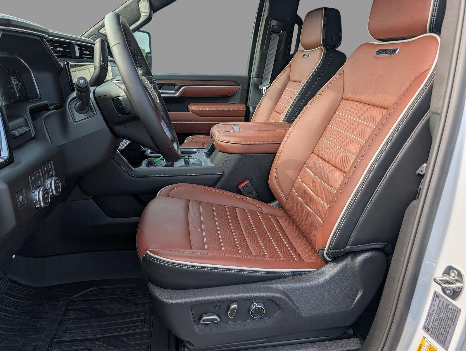 2026 GMC Sierra 2500HD Denali Ultimate - Photo 11